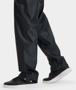 AGU Passat Regenbroek Essential - Black - M -Buiten Kampeer Aanbieding 1020x1200 1