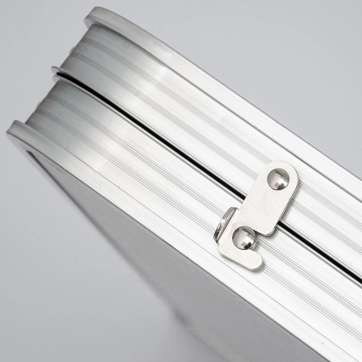 Inklapbare, In Hoogte Verstelbare Campingtafel 120x60x70cm Incl. 4 Inklapbare Krukken Campingtafel S 7 Inklapbare, In Hoogte Verstelbare Campingtafel 120x60x70cm Incl. 4 Inklapbare Krukken Campingtafel S - Afbeelding 7