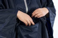 Ralka Poncho - Zwart - Volwassenen -Buiten Kampeer Aanbieding 1200x799 99