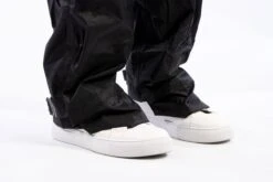 Ralka Regenbroek - Junior - Zwart - 176 11 Ralka Regenbroek - Junior - Zwart - 176 -Buiten Kampeer Aanbieding 1200x804 11