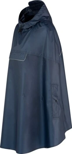 BJØRNSON Haps Regenponcho Fiets Dames & Heren - Fietsponcho - Donkerblauw 25 BJØRNSON Haps Regenponcho Fiets Dames & Heren - Fietsponcho - Donkerblauw -Buiten Kampeer Aanbieding 564x1200