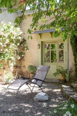 LAFUMA R Clip - Relaxstoel - Verstelbaar - Inklapbaar - Zero Gravity - Magnolia/Light Pink 28 LAFUMA R Clip - Relaxstoel - Verstelbaar - Inklapbaar - Zero Gravity - Magnolia/Light Pink -Buiten Kampeer Aanbieding 800x1200 17