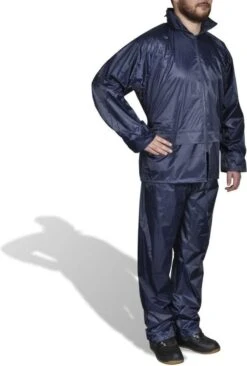 Merkloos Regenpak Maat L - Regenpak Maat Large - Regenpak - Basic Rainsuit - Unisex - Regenpak Dames En Heren - Regenpak Maat Large - Regenpak Kopen -Buiten Kampeer Aanbieding 809x1200 2