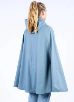Ralka Regenponcho Senior - Sizzle - Blauw - L/XL -Buiten Kampeer Aanbieding 870x1200 5