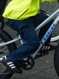 AGU GO Kids Regenbroek Essential - - 164 - Meisjes & Jongens - Waterdicht & Ademend 9 AGU GO Kids Regenbroek Essential - - 164 - Meisjes & Jongens - Waterdicht & Ademend -Buiten Kampeer Aanbieding 900x1200 93